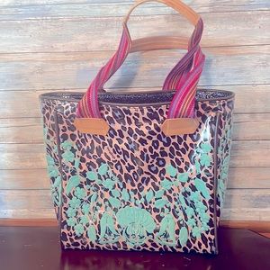 COPY - Bettie Classic Tote from Consuela Bags
Featuring Blue Jag Consuela flora…